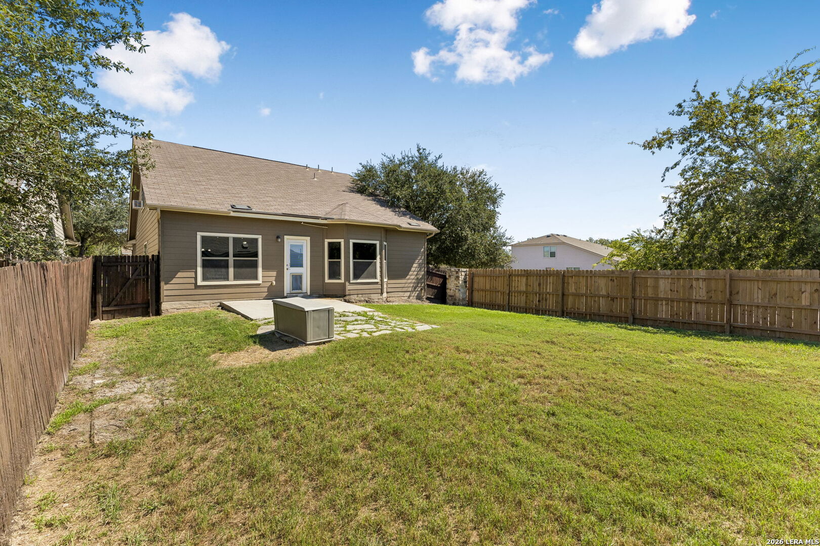 main property photo 45