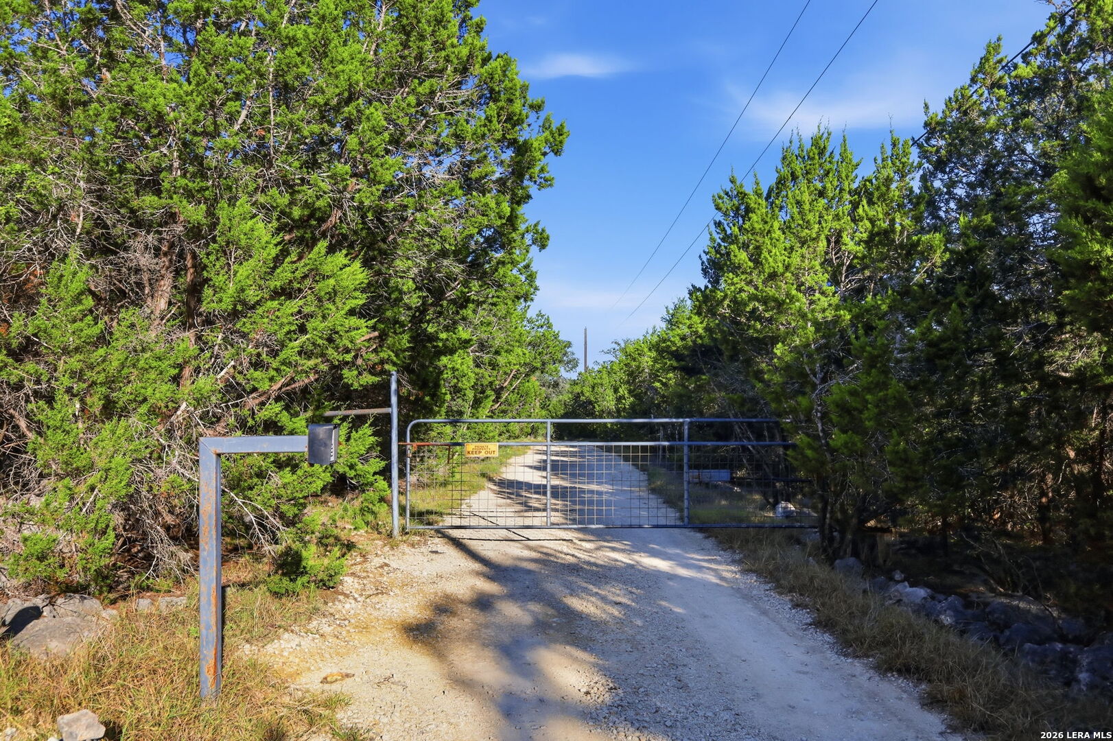 main property photo 6