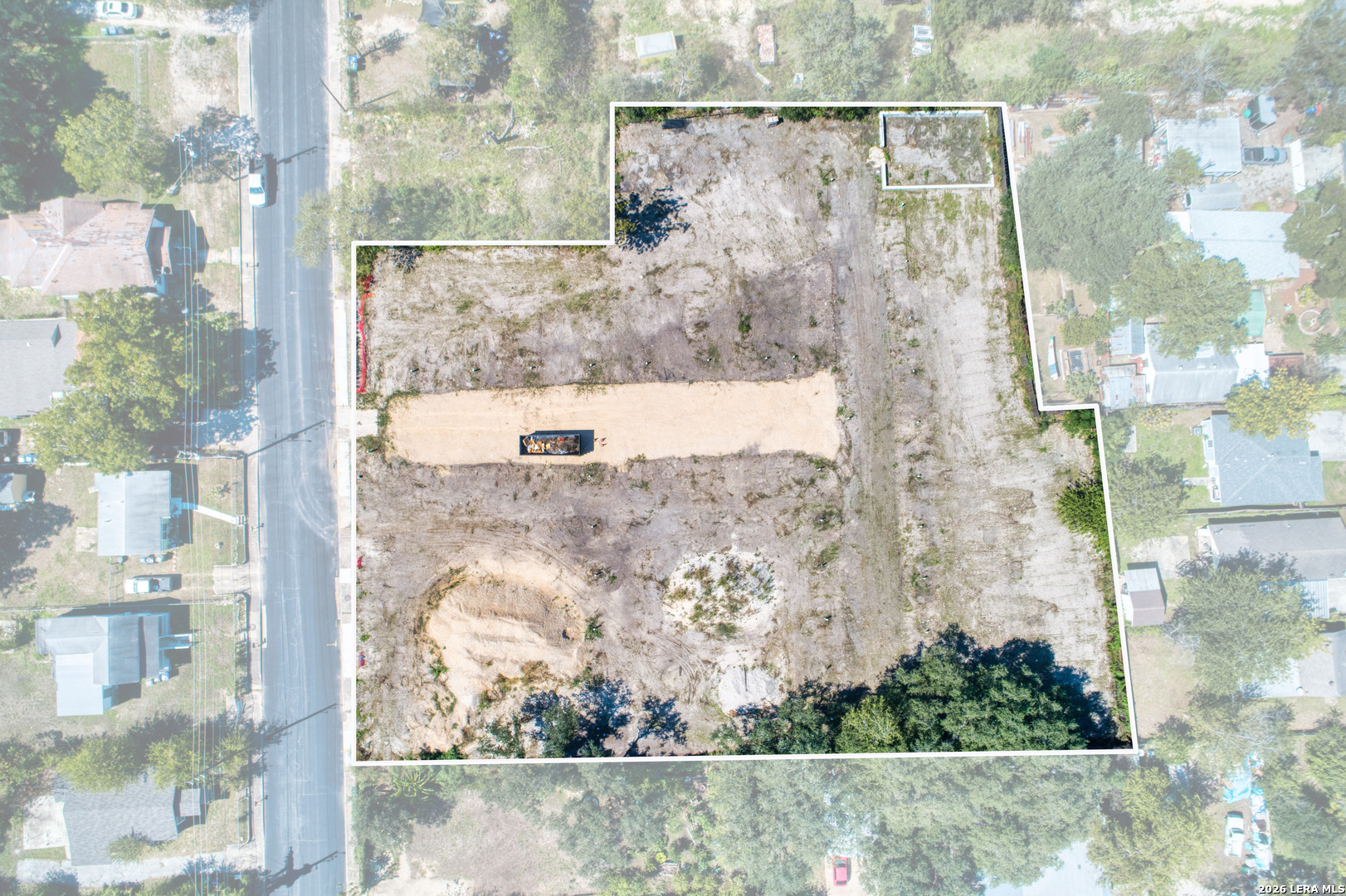 main property photo 11