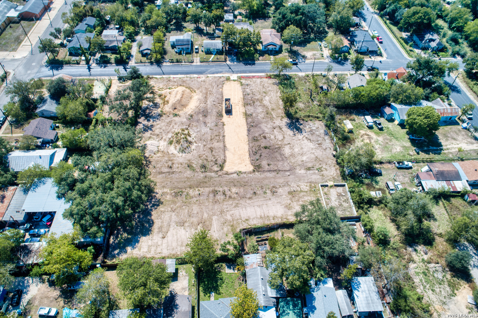 main property photo 13
