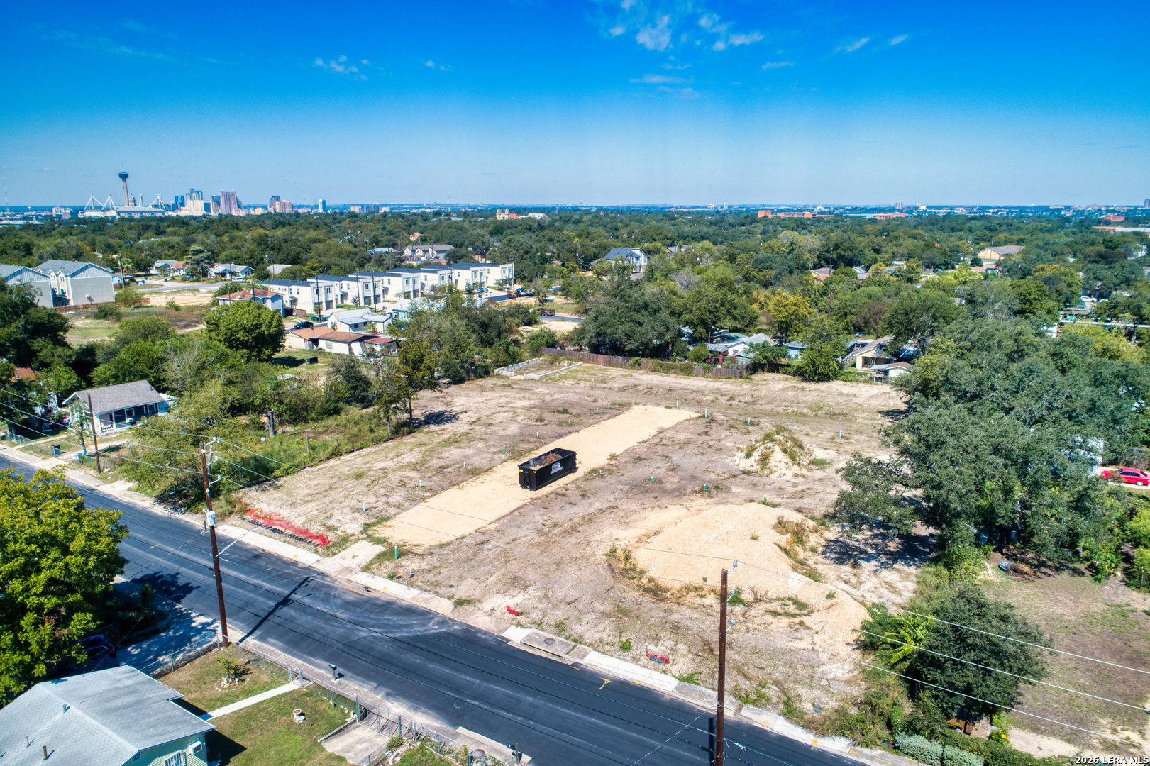 main property photo 4