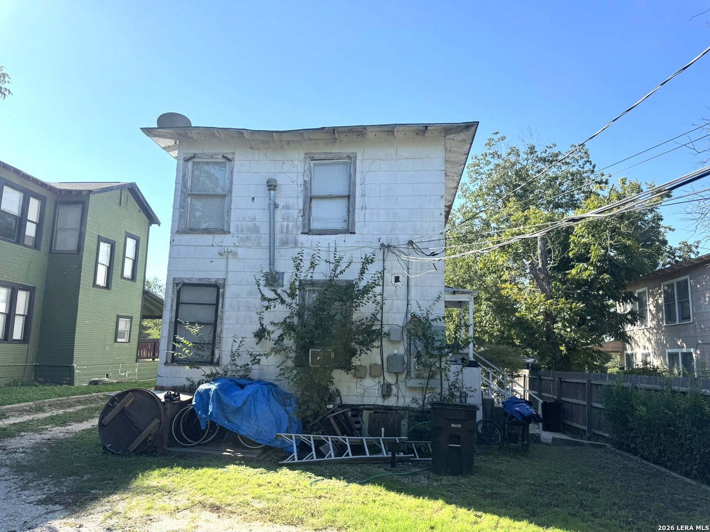main property photo 3