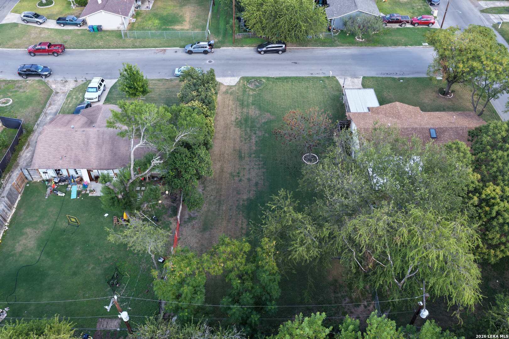 main property photo 10