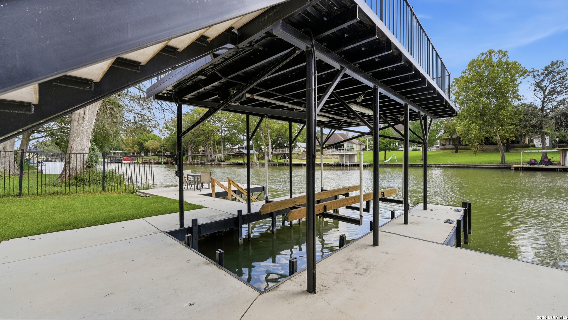 main property photo 26