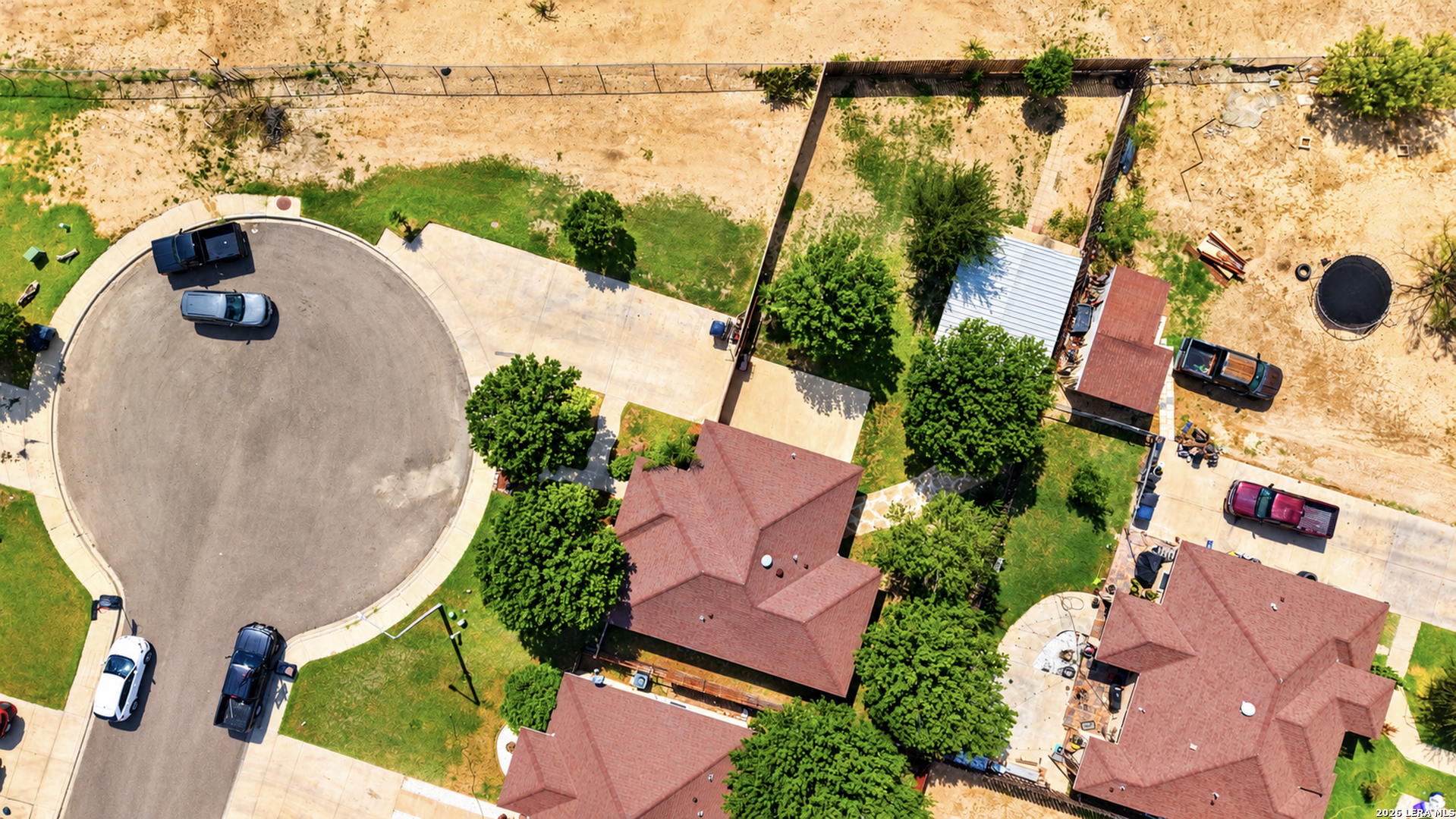 main property photo 34