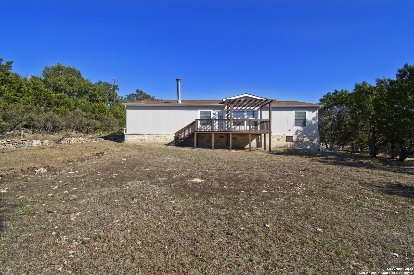main property photo 31