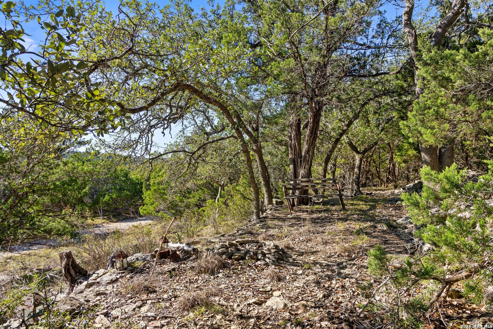 main property photo 22