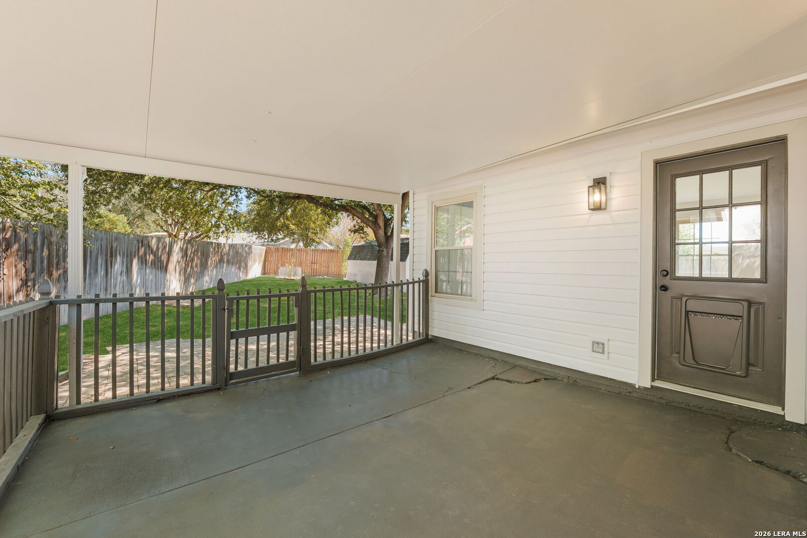 main property photo 24