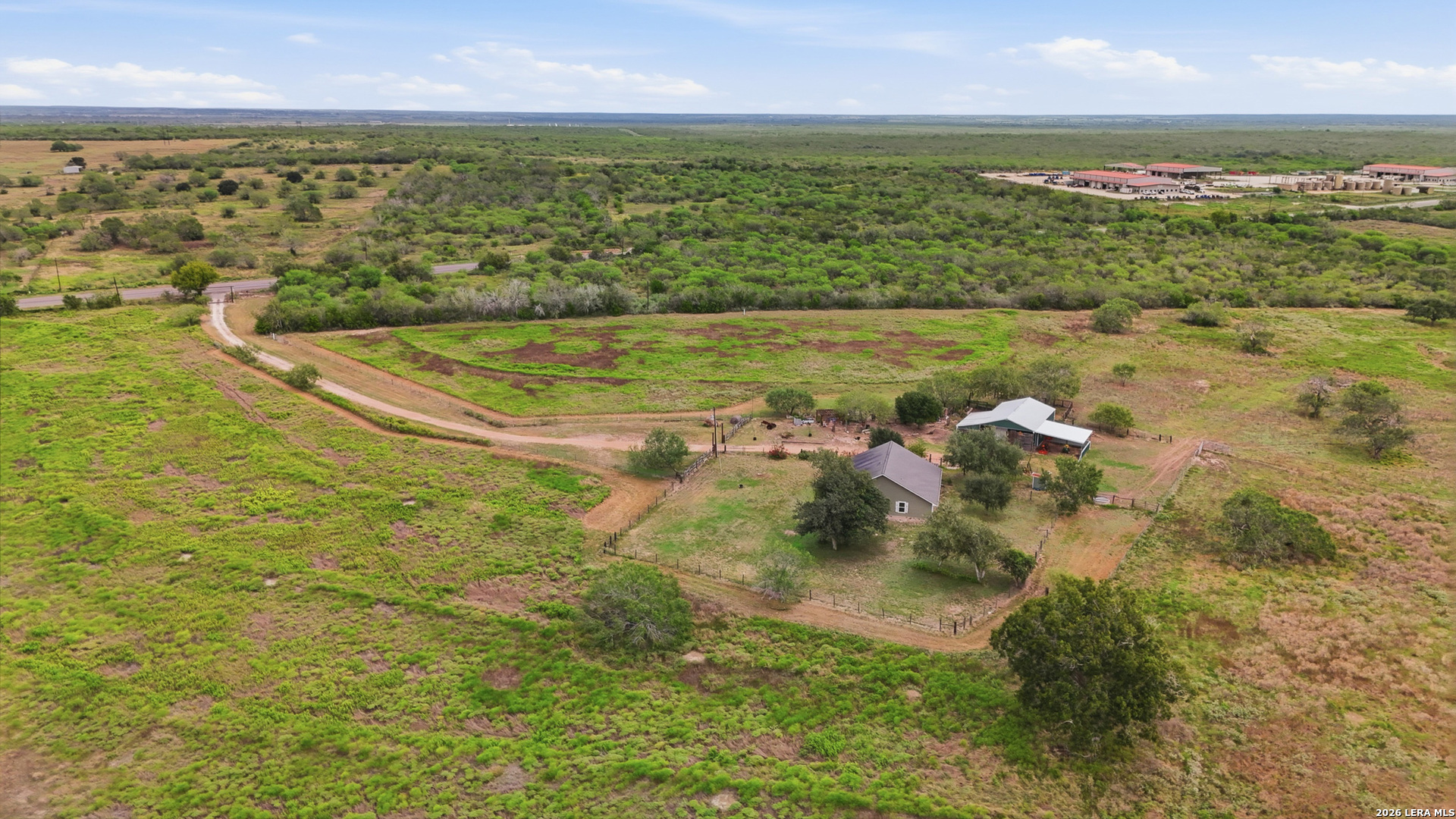 main property photo 35