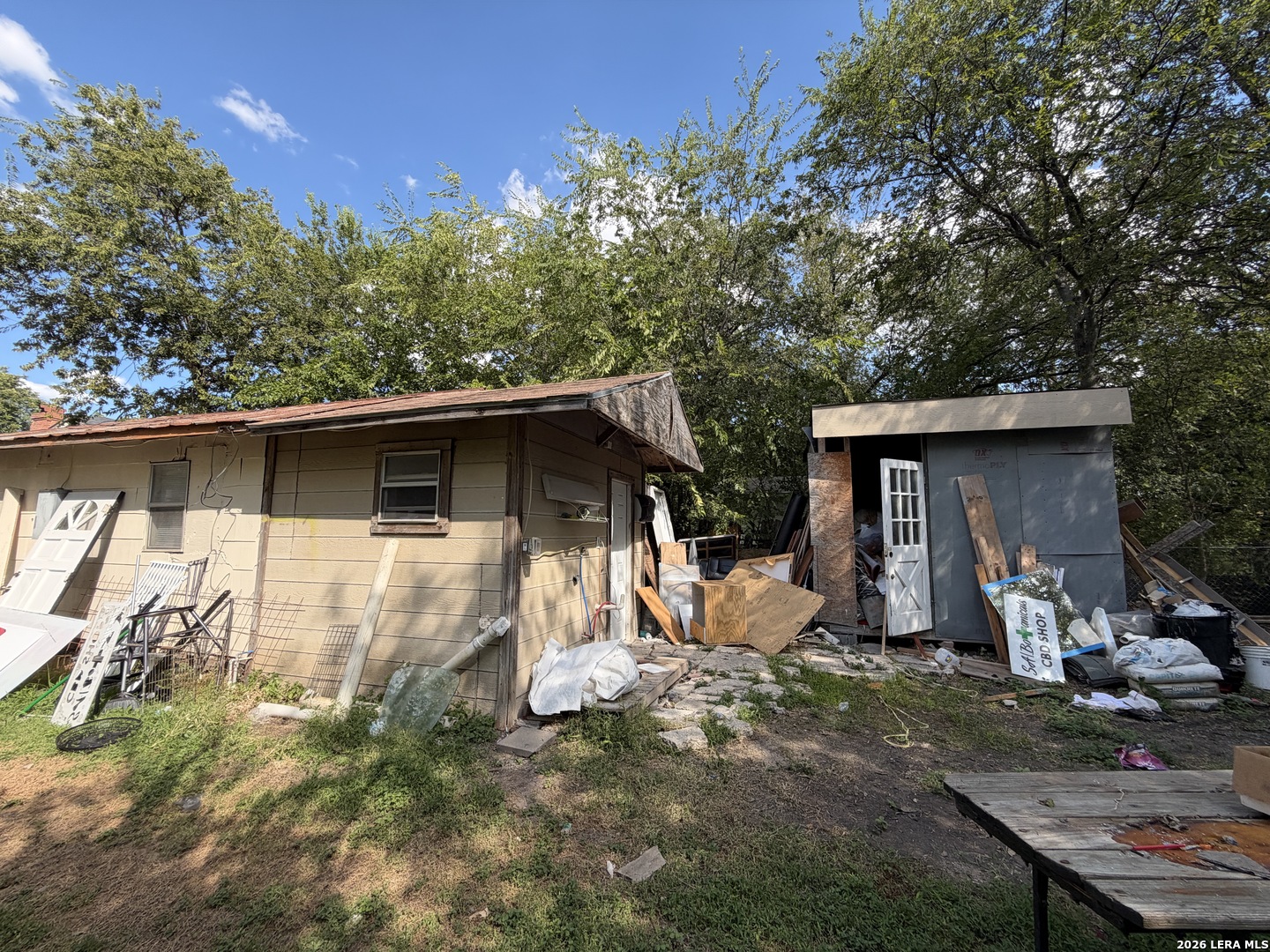 main property photo 9