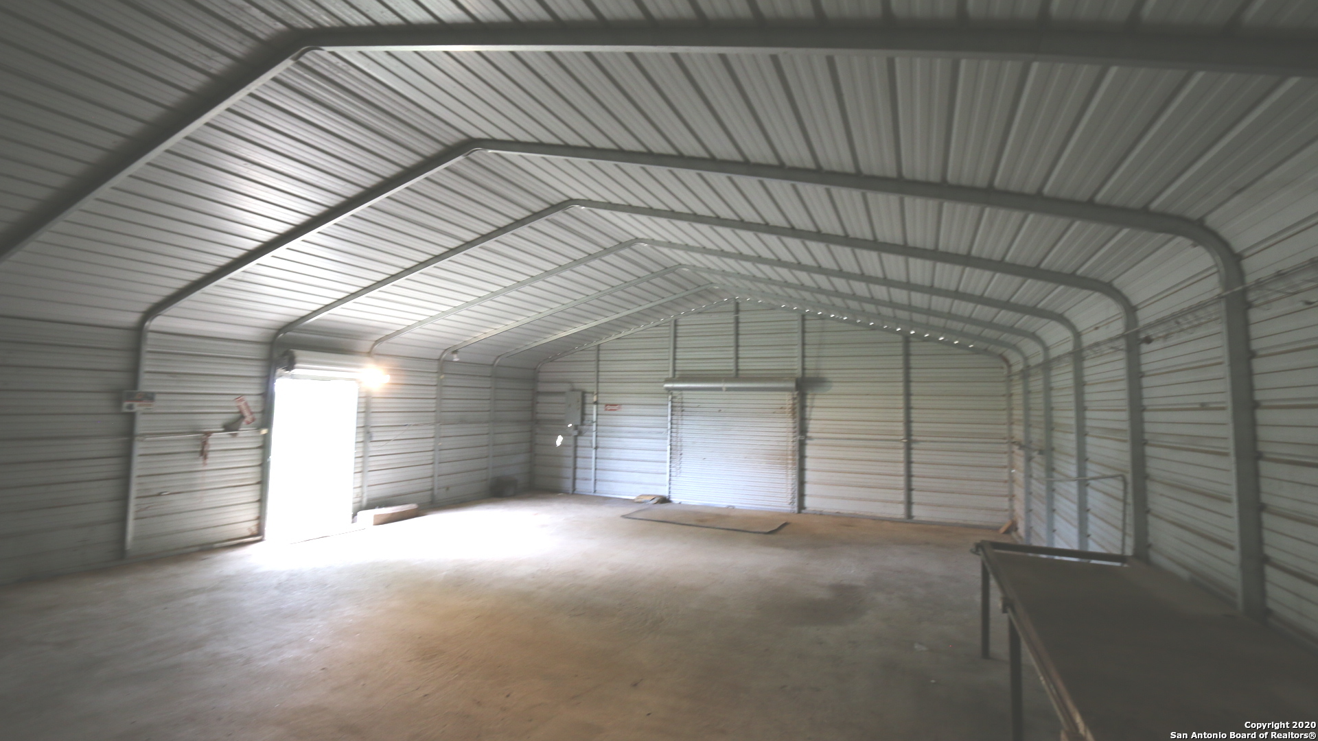 main property photo 3