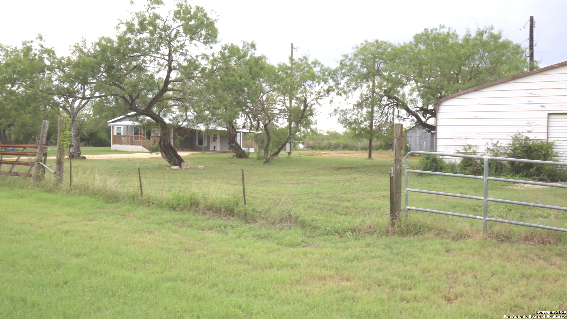 main property photo 39