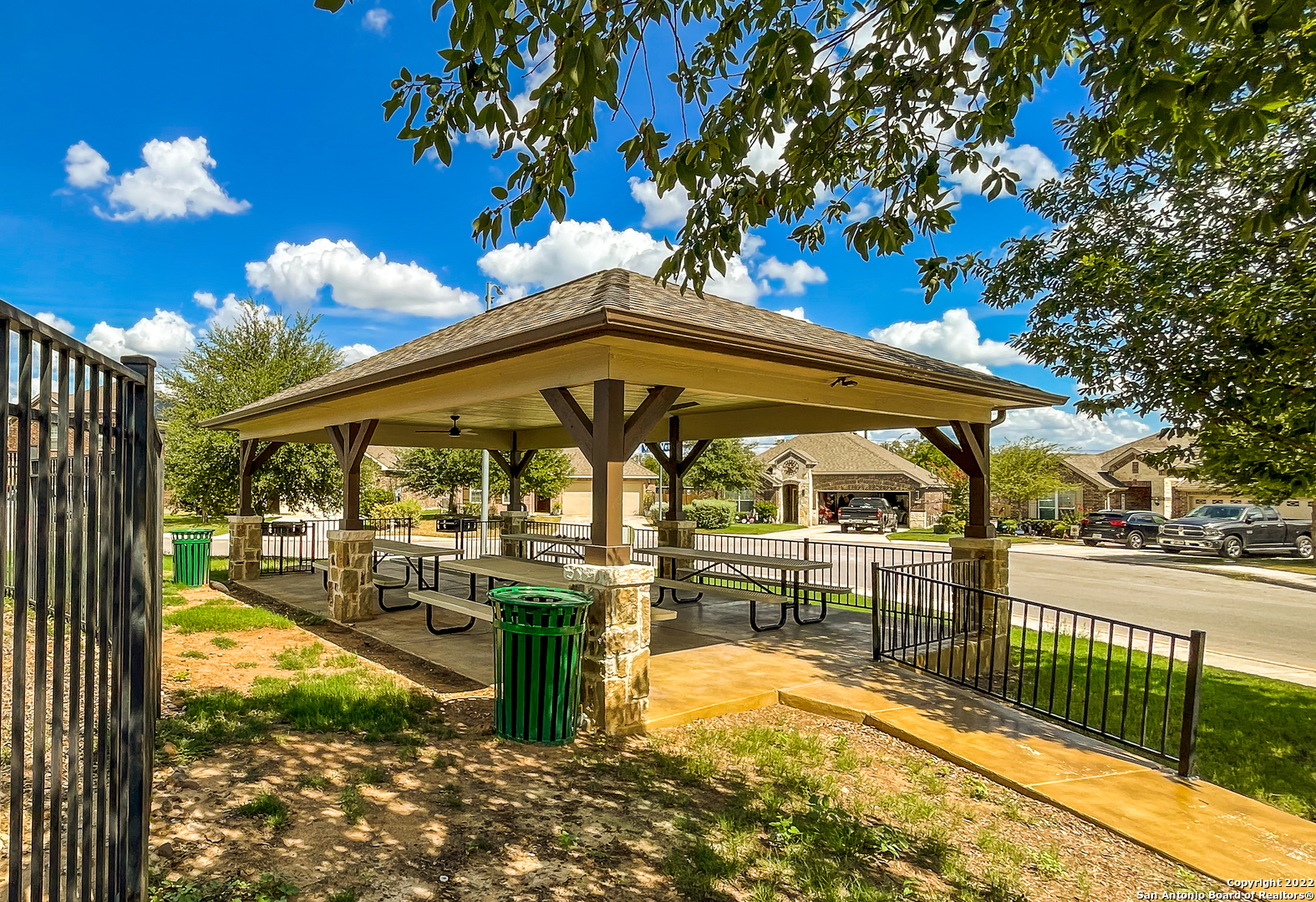 main property photo 38