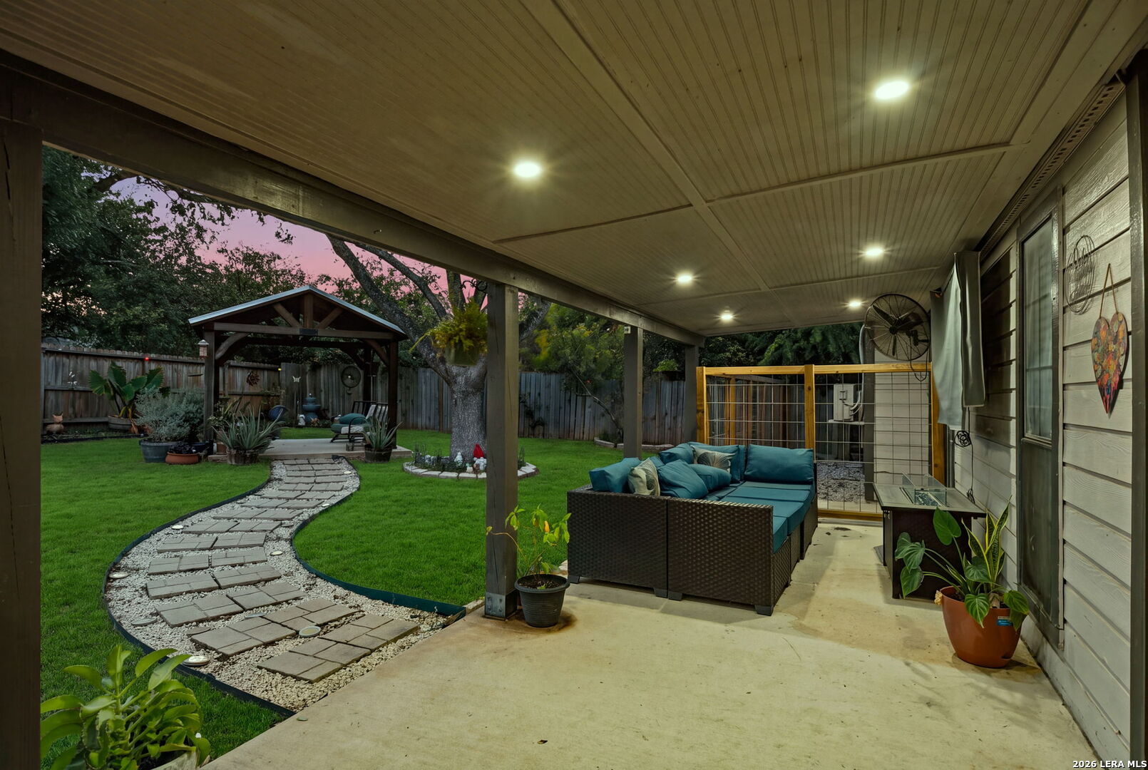 main property photo 44