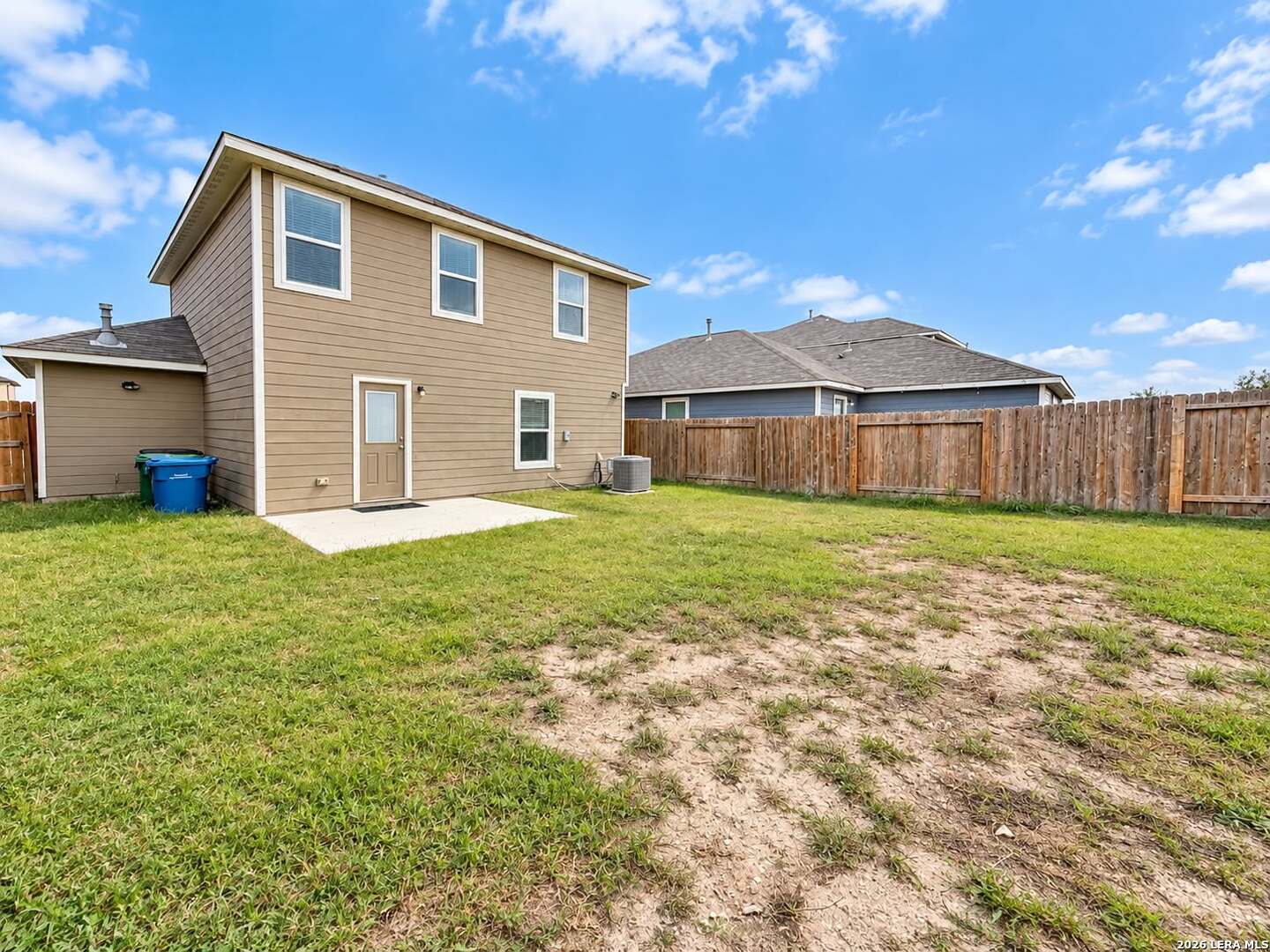 main property photo 19