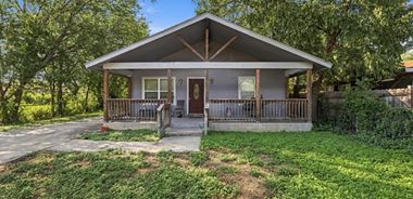 image of property with 3 Bed | 2 Bath | 1,344 Sqft