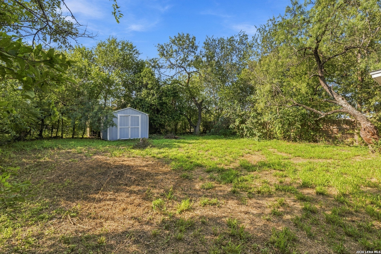 main property photo 23