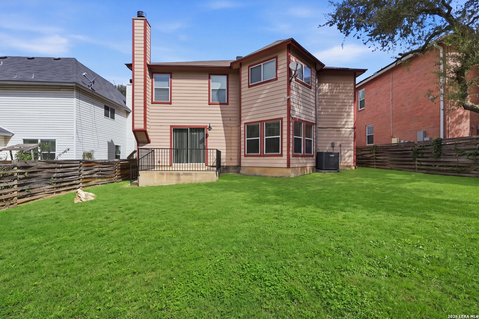 main property photo 20