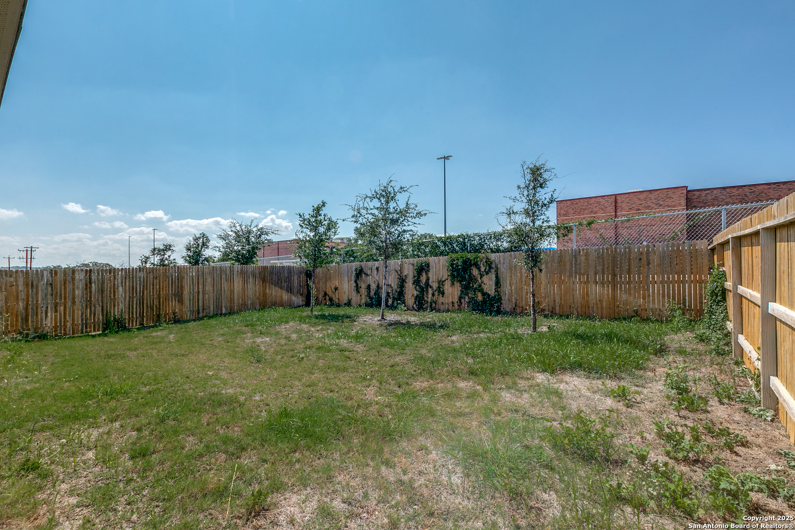 main property photo 24
