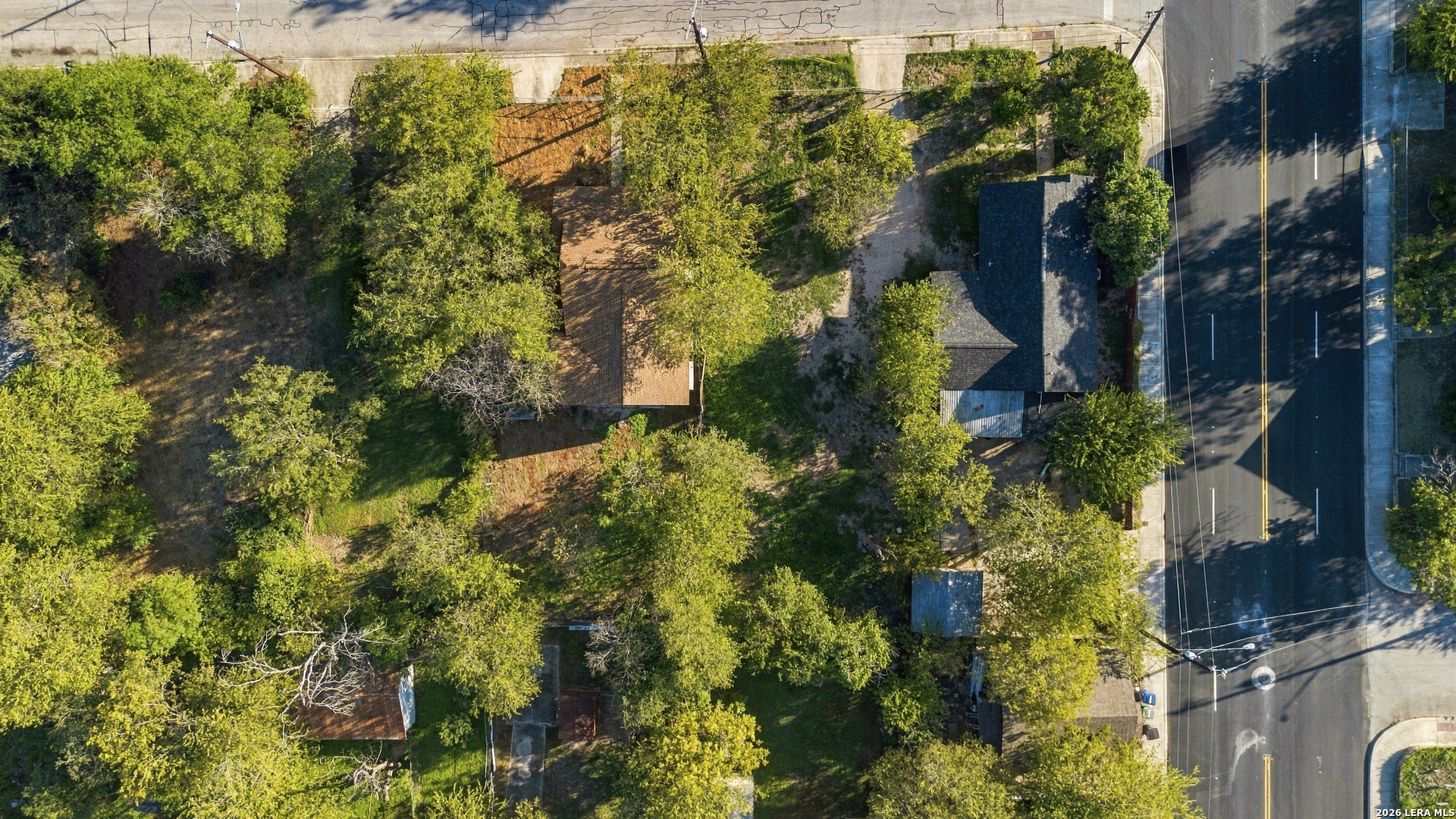 main property photo 14