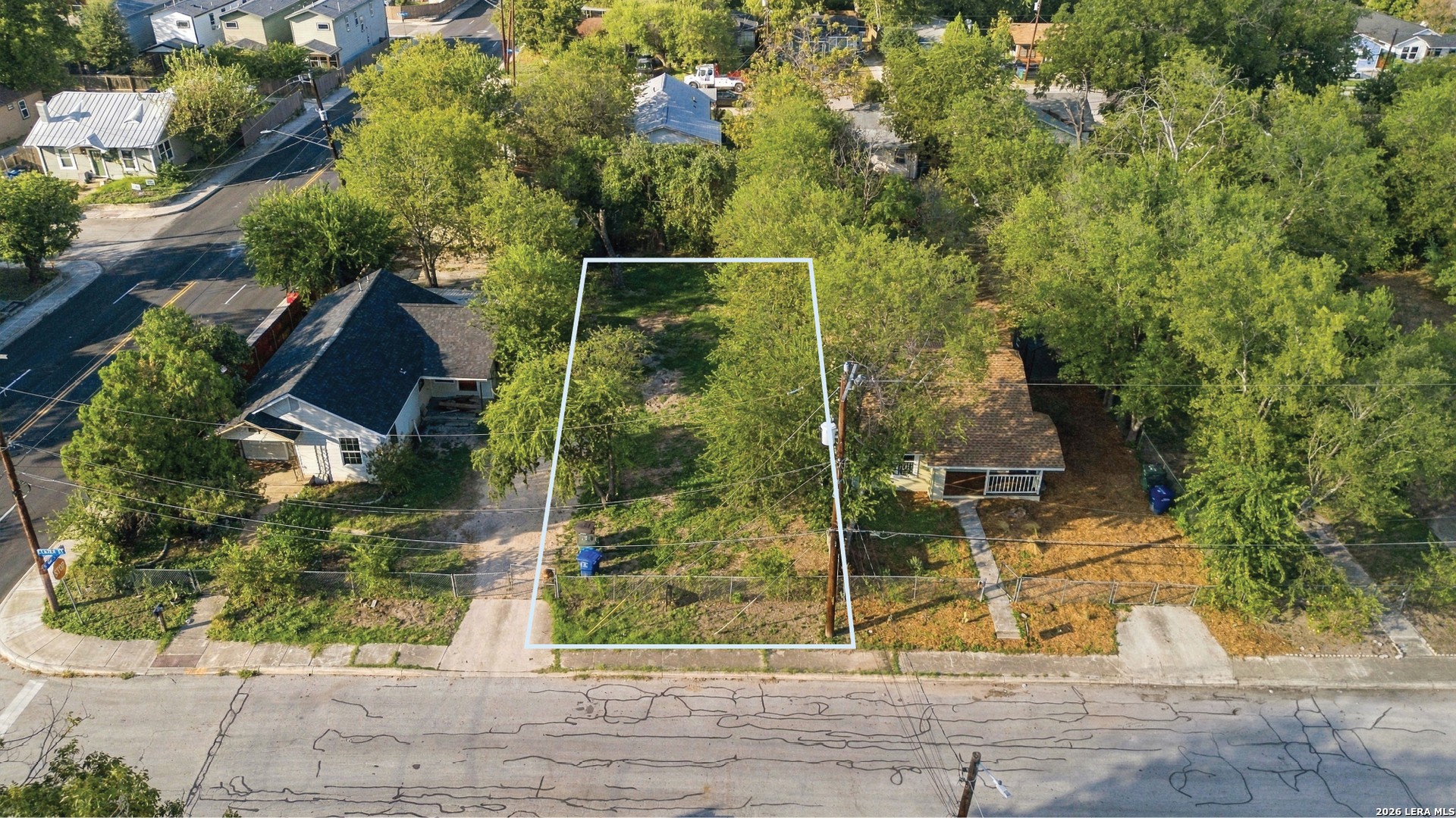 main property photo 6