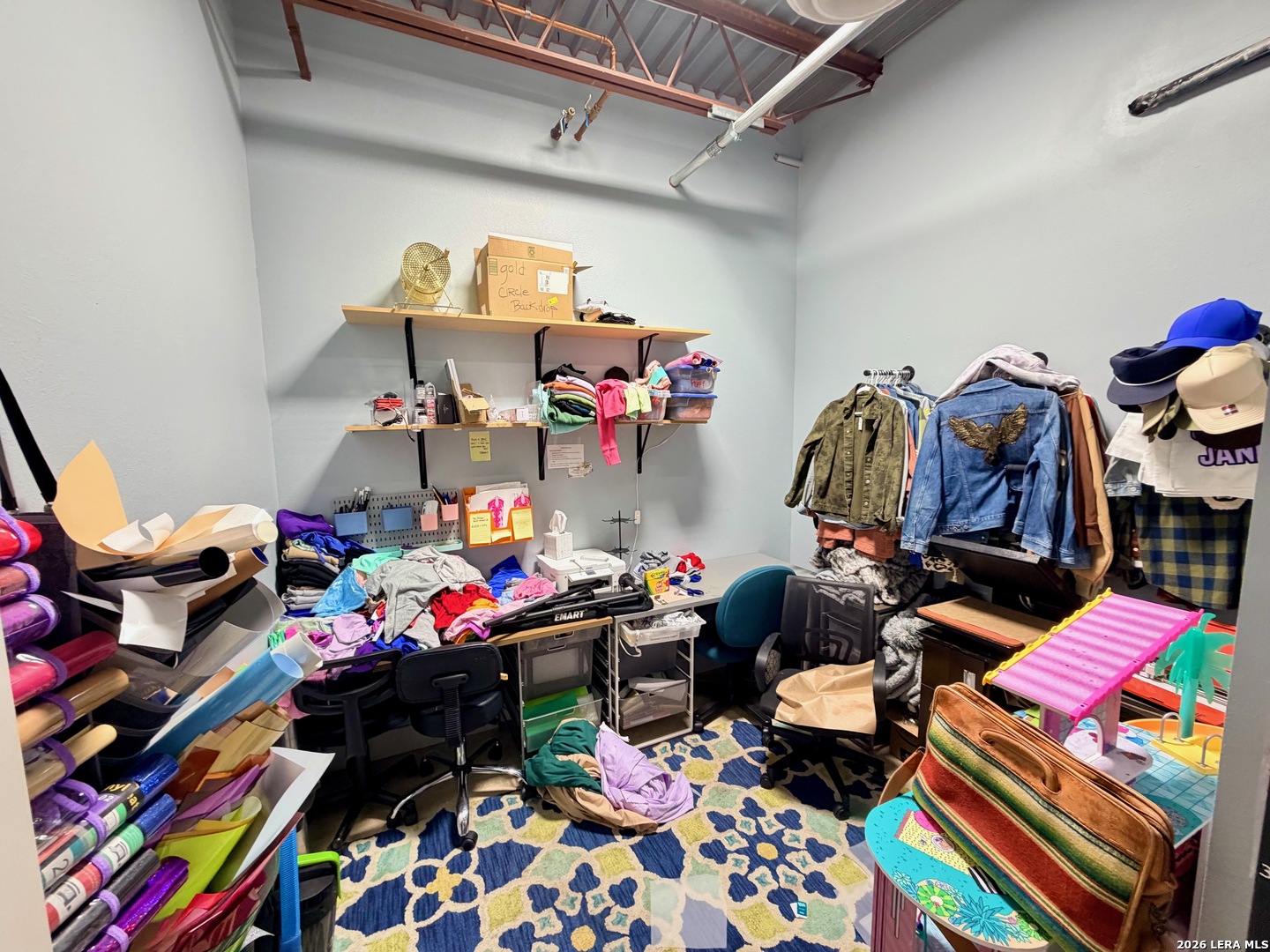 main property photo 11