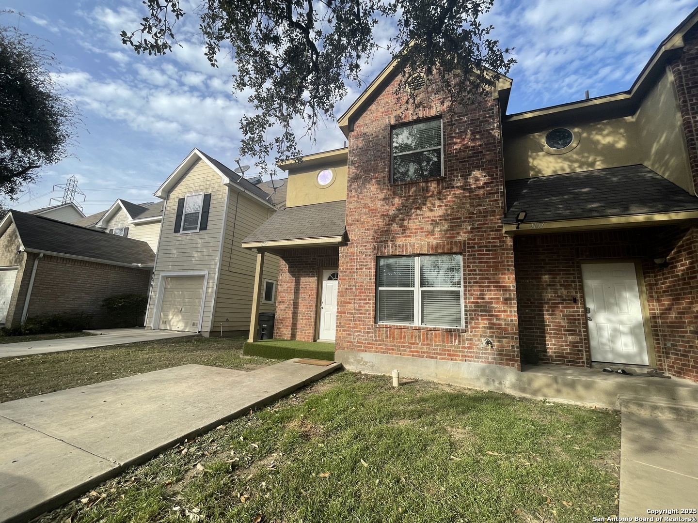 main property photo 2