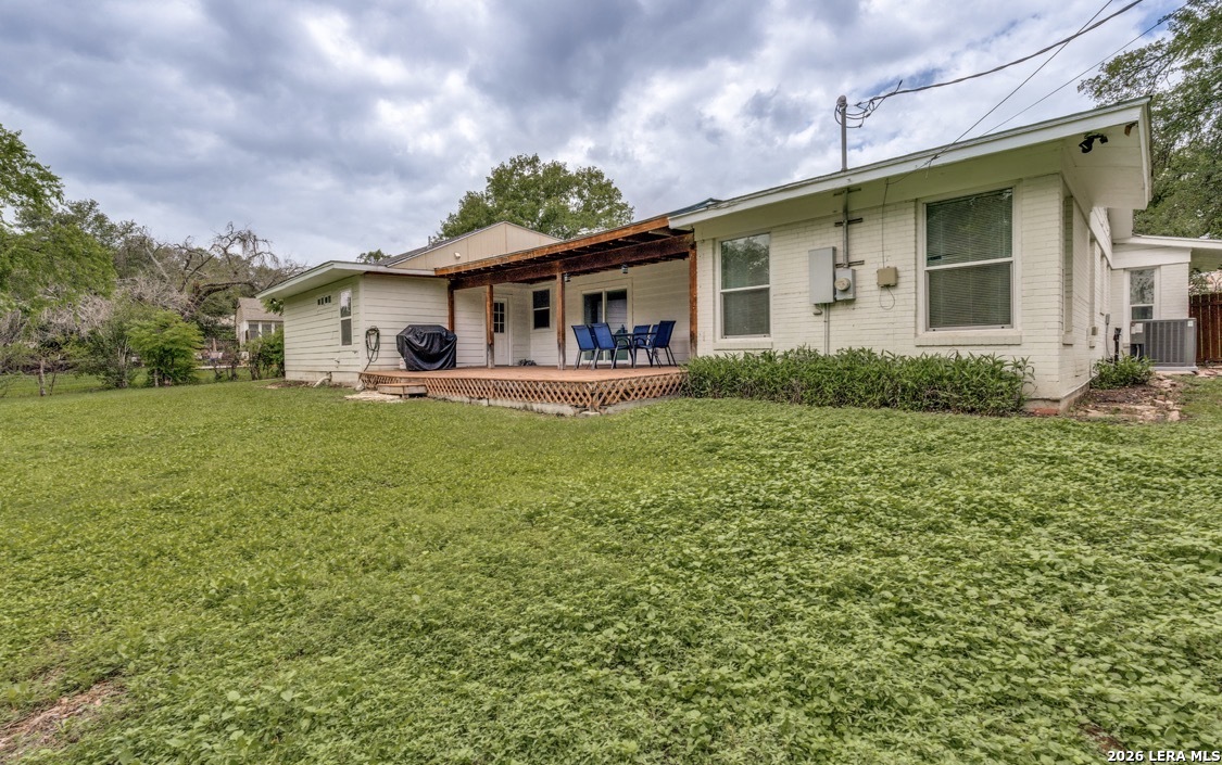 main property photo 11