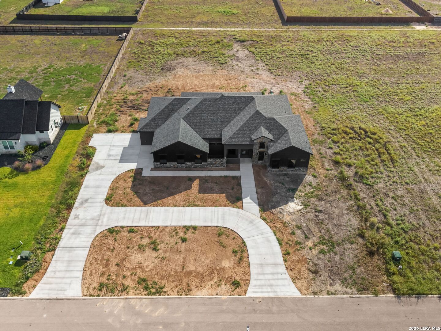 main property photo 48