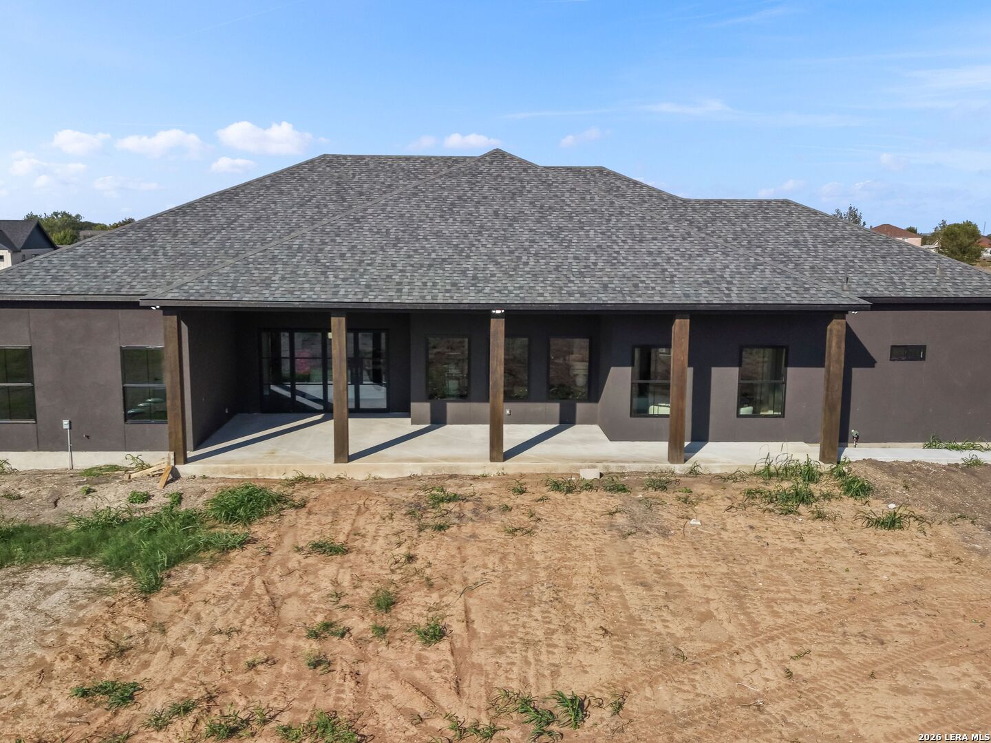 main property photo 50