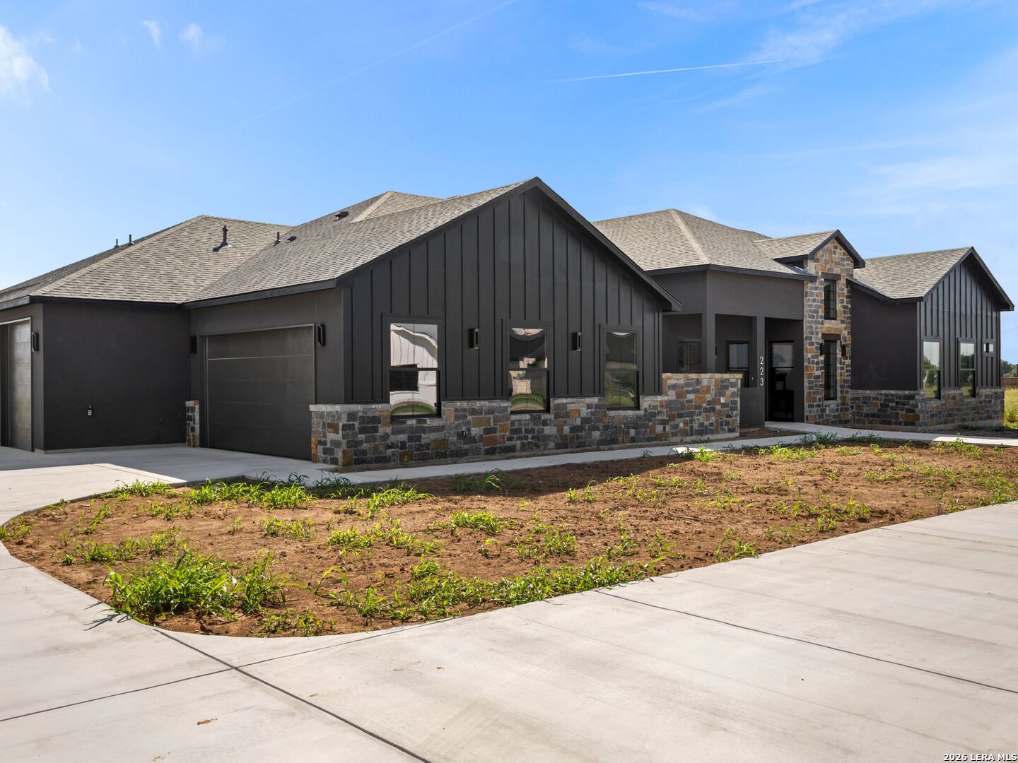 main property photo 53