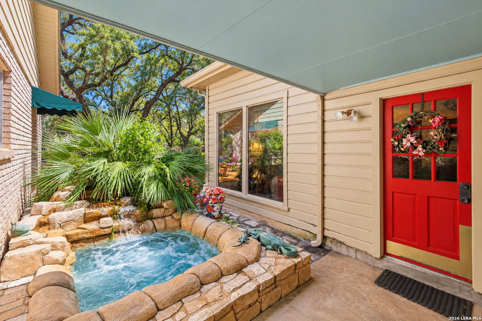 main property photo 40