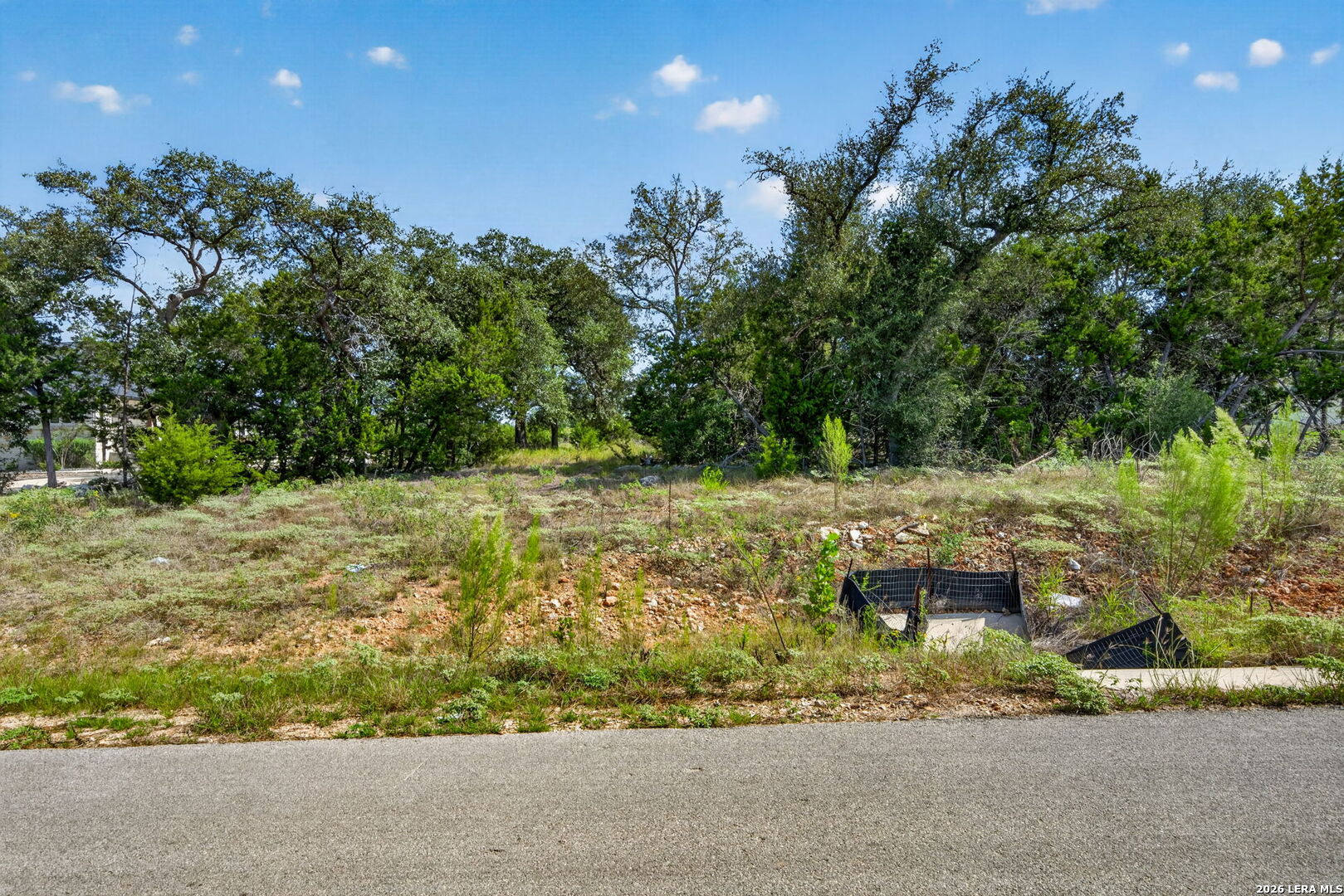 main property photo 18