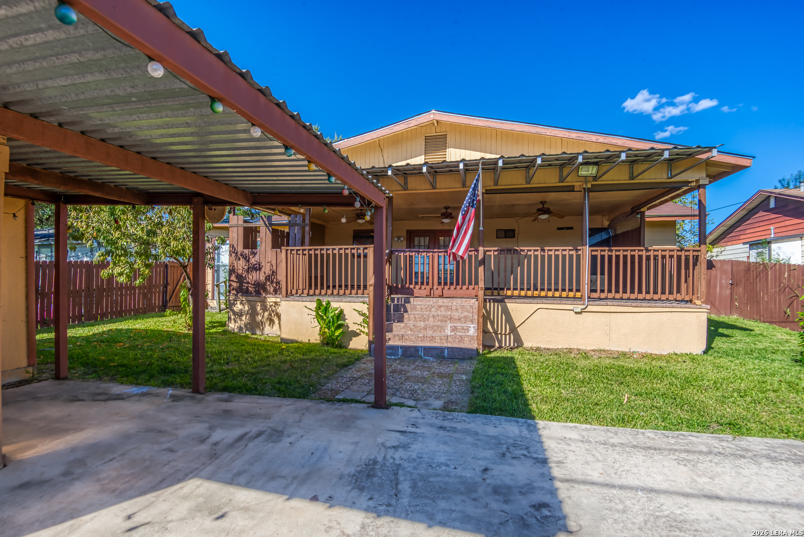 main property photo 32