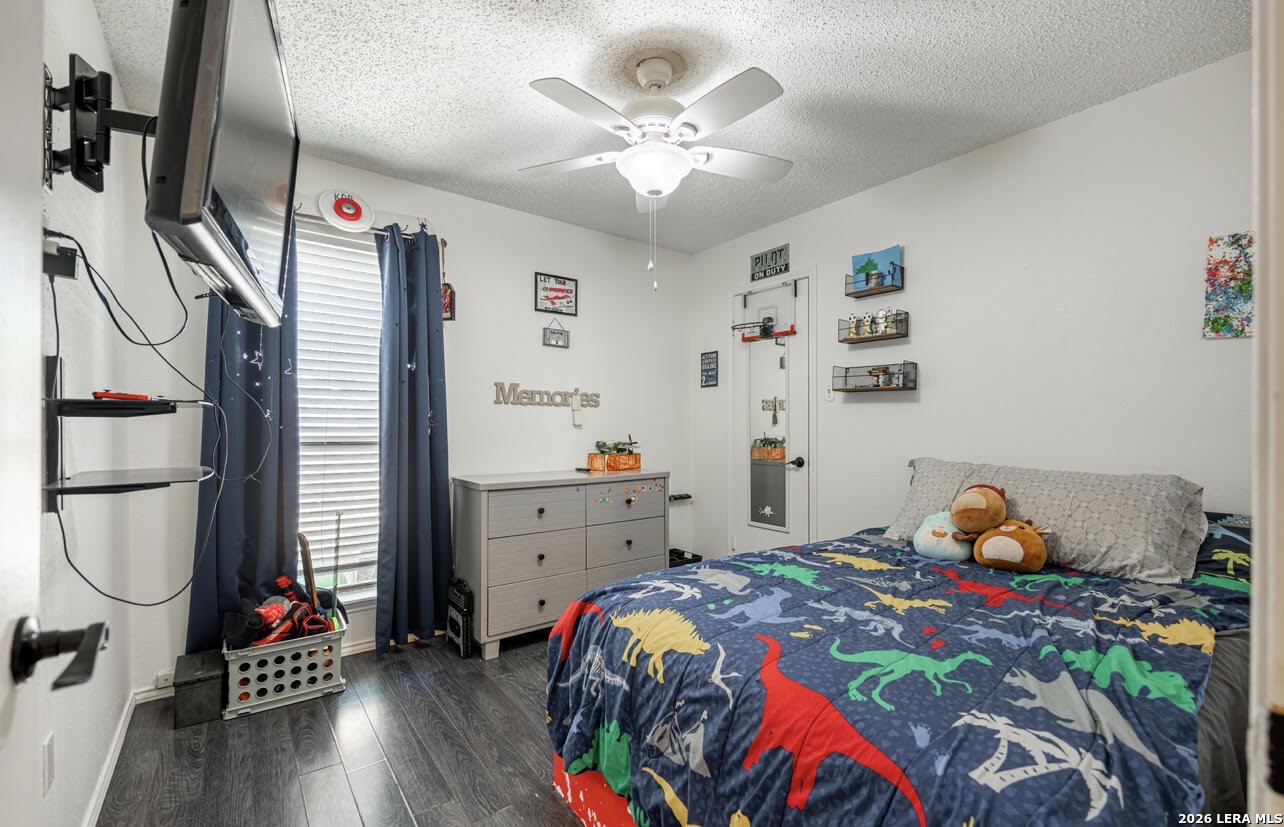 main property photo 18