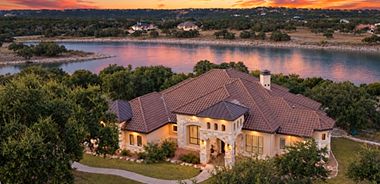 image of property with 3 Bed | 2 Bath | 3,797 Sqft