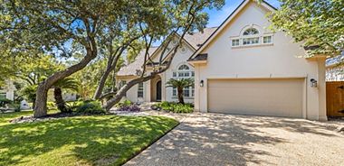 image of property with 4 Bed | 3 Bath | 3,351 Sqft