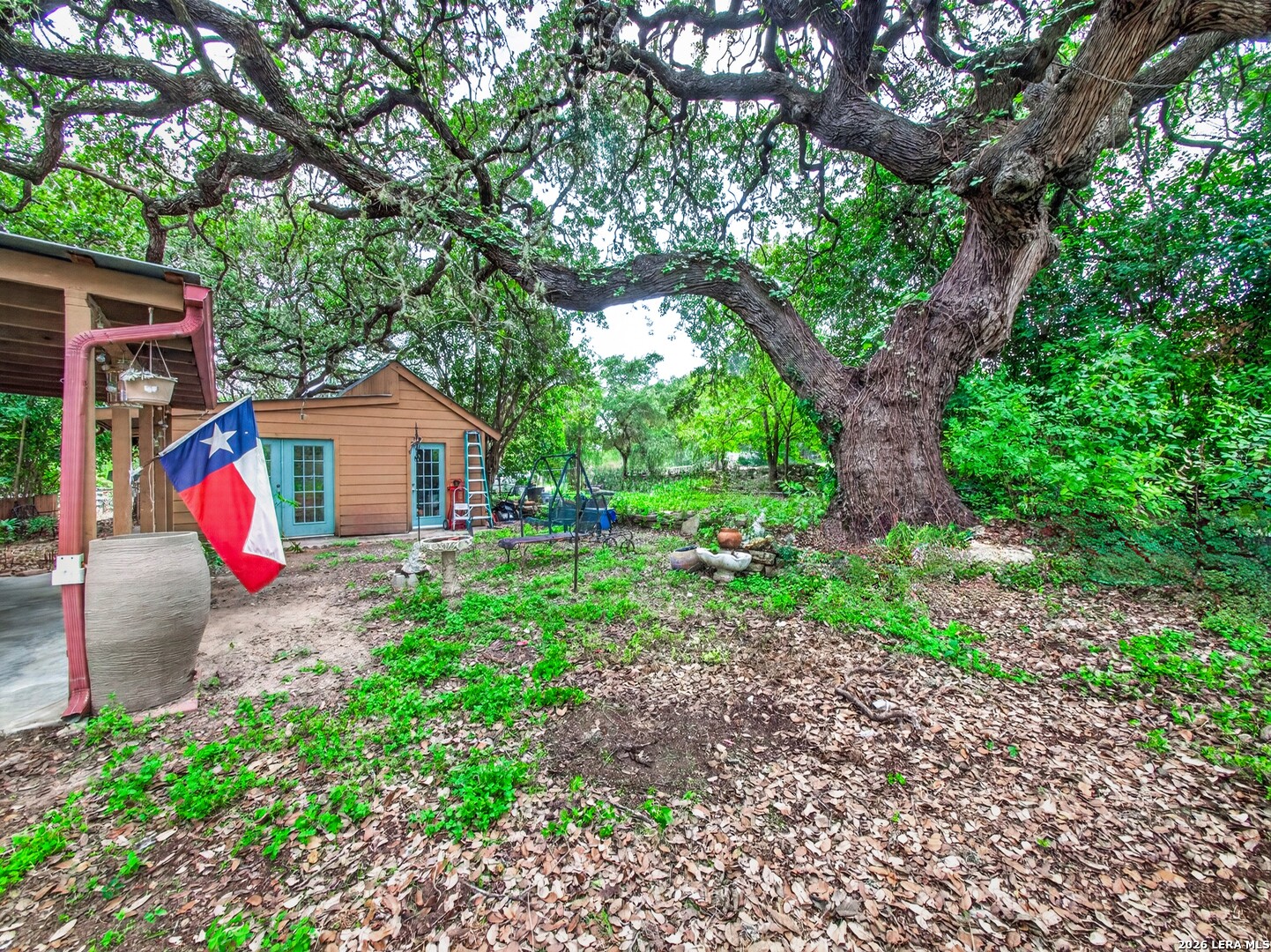 main property photo 38