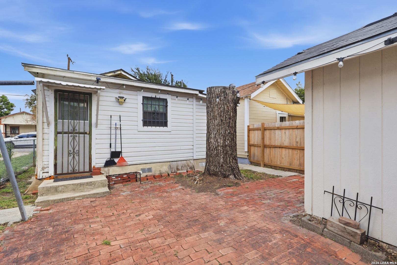 main property photo 24
