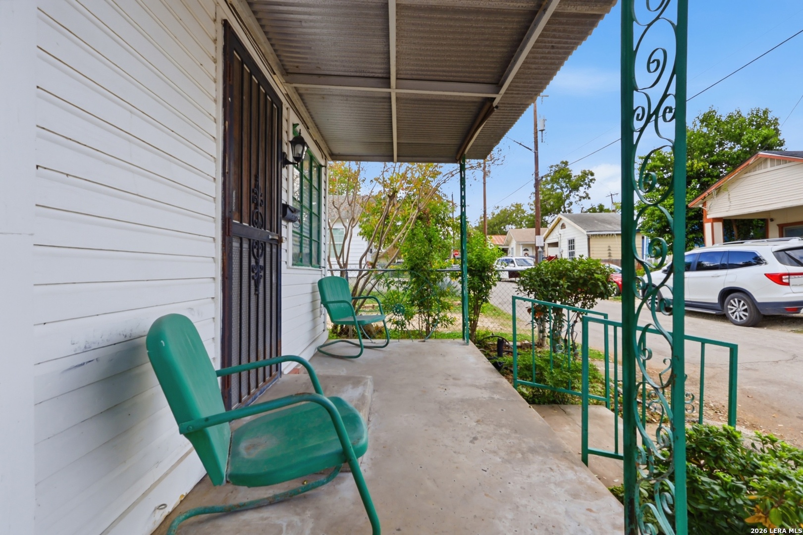 main property photo 4