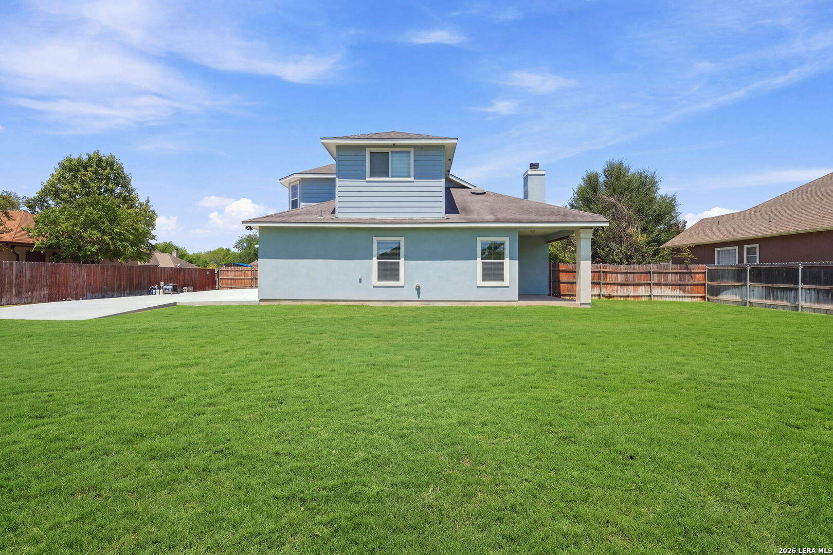 main property photo 31