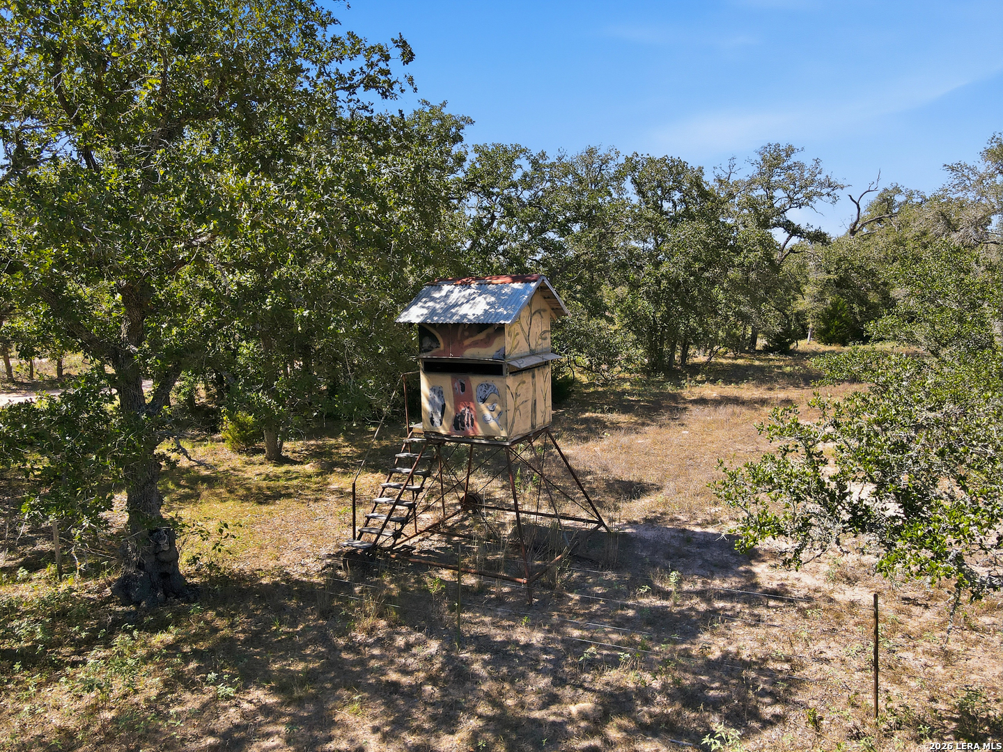 main property photo 29