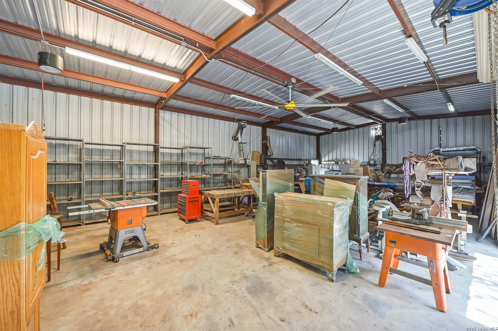 main property photo 6