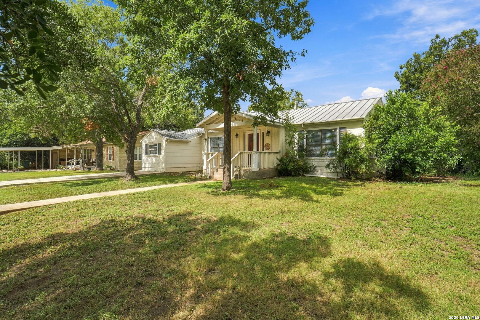 main property photo 31