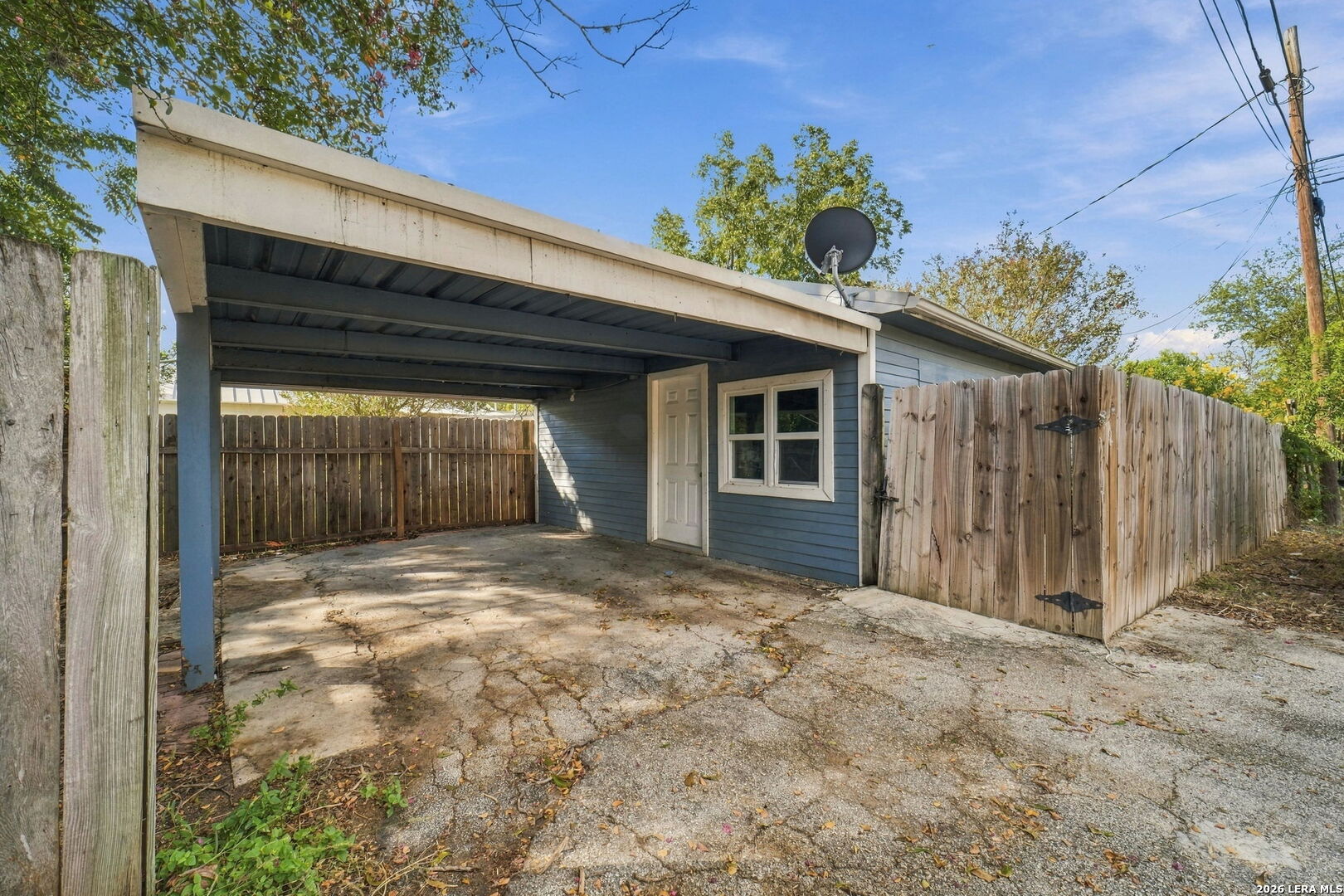 main property photo 47