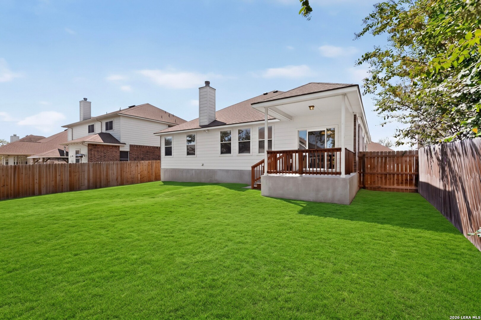 main property photo 19