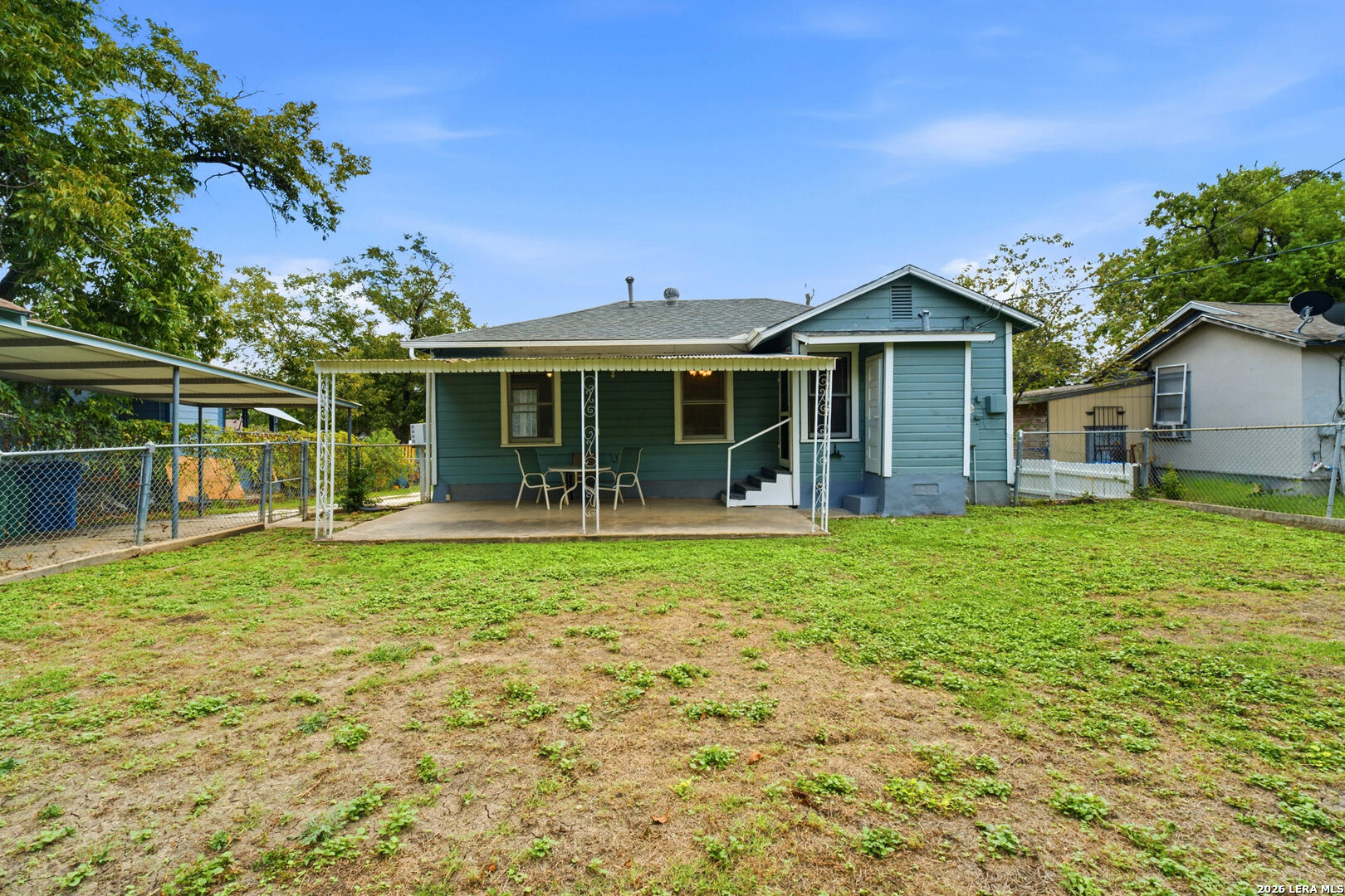 main property photo 14
