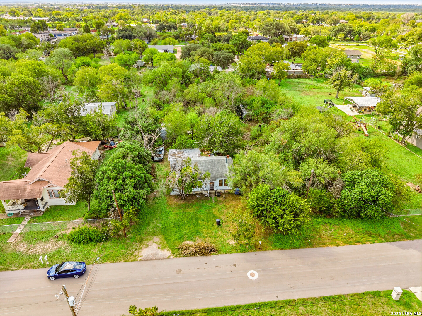 main property photo 12