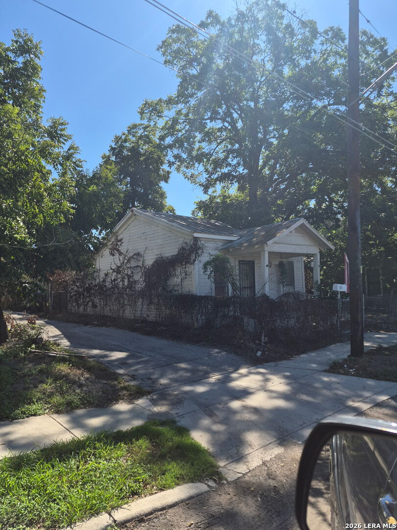 main property photo 2