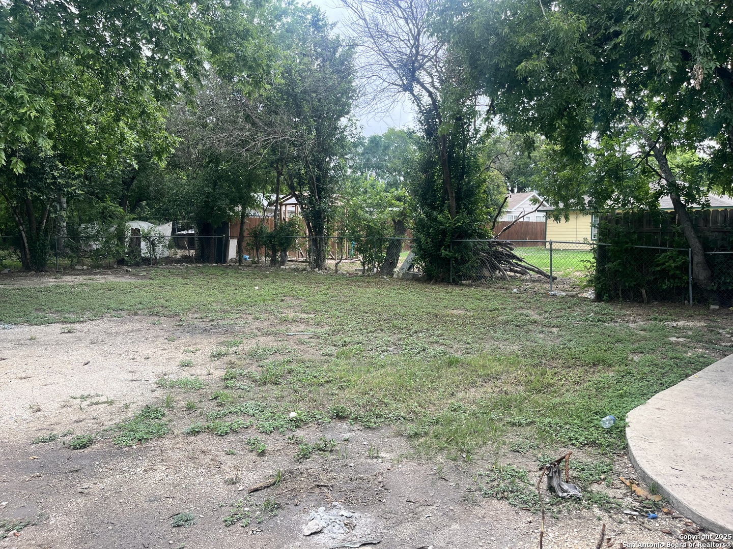 main property photo 5
